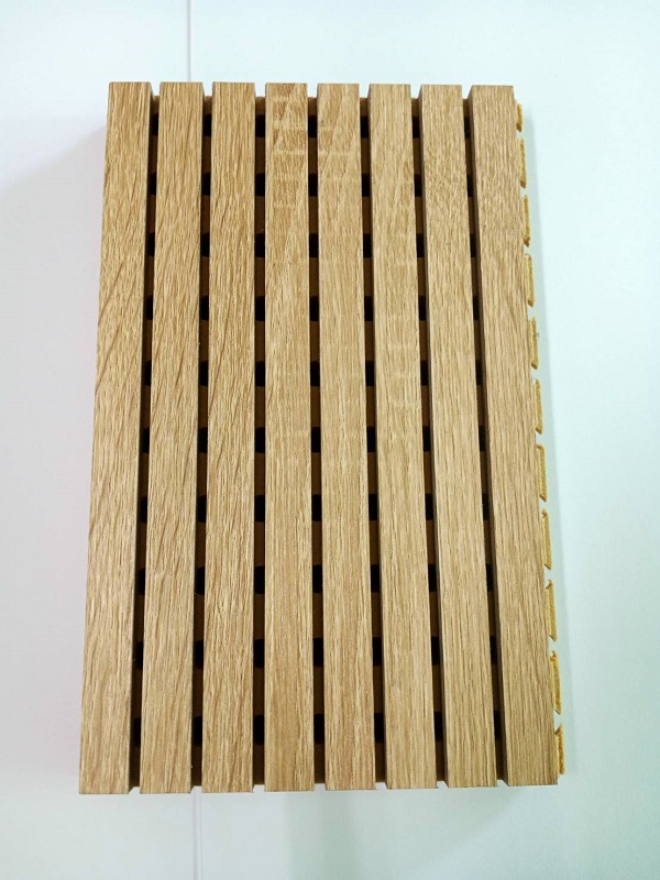 直條木紋吸音板