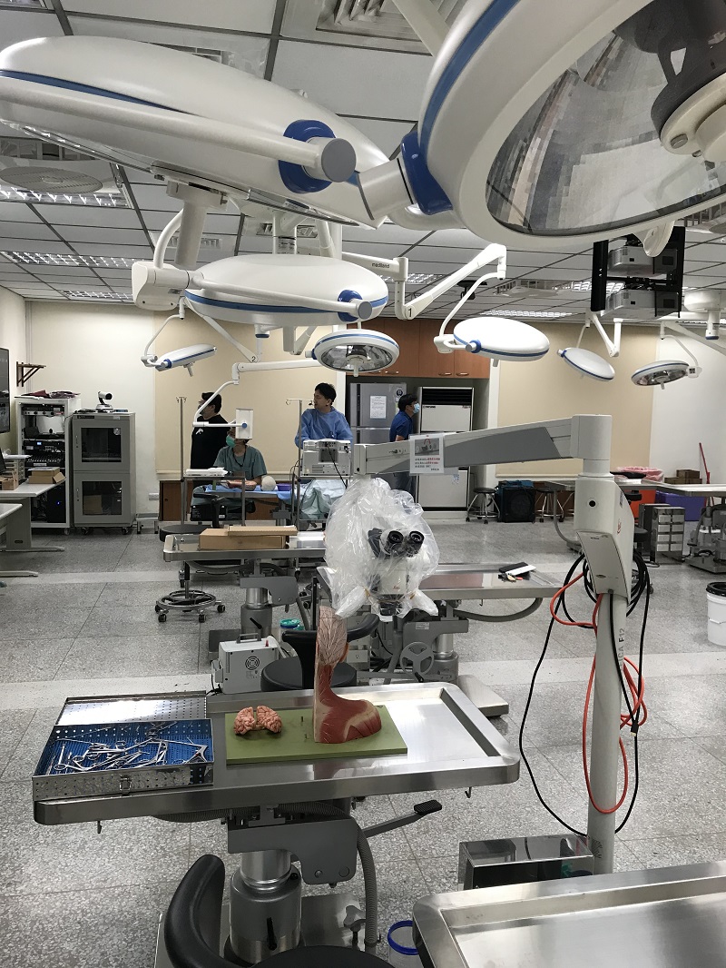 臨床手術技能發展暨創新教室3D投影暨遠端視訊教學系統